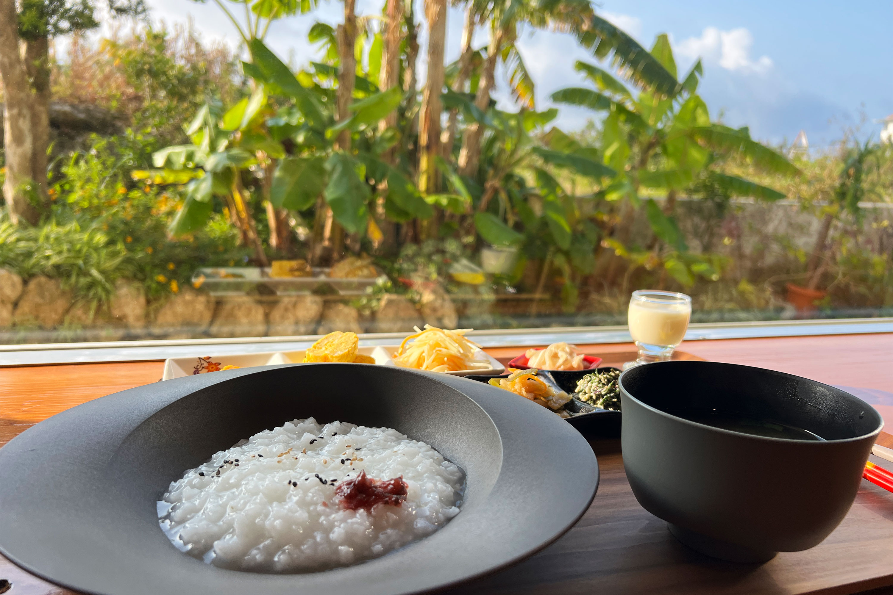 基本プラン朝食付き - 沖縄伝統の朝粥を楽しむ宿泊プラン